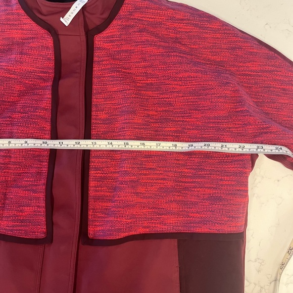 NWT Lululemon Women's Cocoon Car Coat - Burgundy Size Medium RARE FIND - Picture 9 of 12